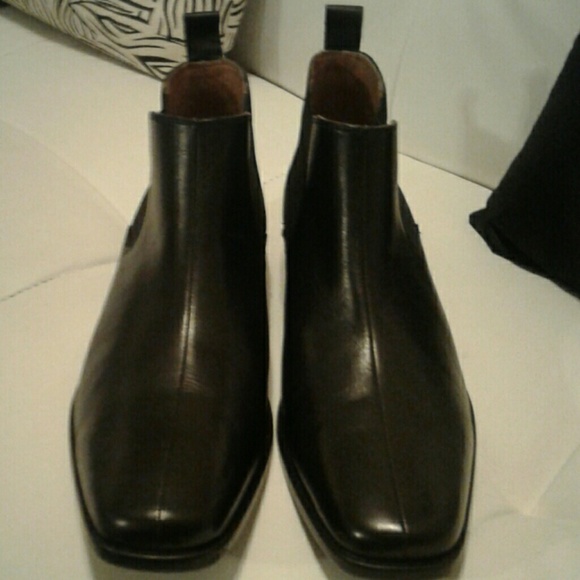 Shoes - Picture 2 of 2