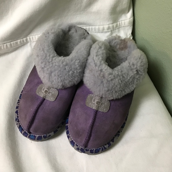 Ugg slippers