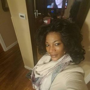 Meet your Posher, Jacqueline