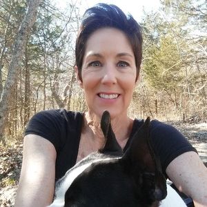 Meet your Posher, Debbie