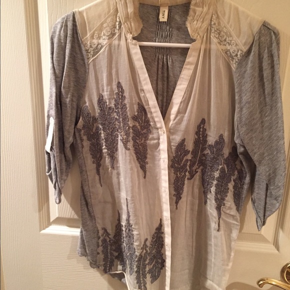 🌼SALE🌼! Anthropologie Medium blouse