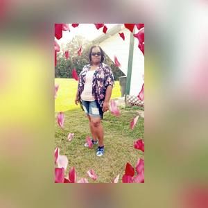 Meet your Posher, Crystal