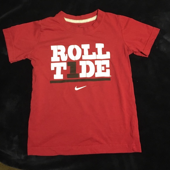 Nike boy's Alabama Roll Tide t-shirt size 5