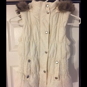 ⬇️Price Drop. Girls Puffy Vest.