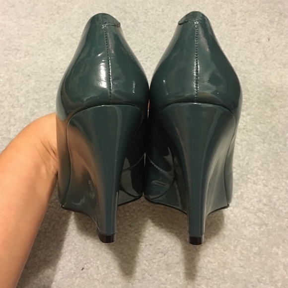 Pour la Victoire Shoes - Pour la Victoire Teal Patent Leather Wedges Pour la Victoire Shoes - Pour la Victoire Teal Patent Leather Wedges