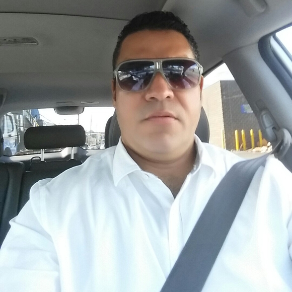 Meet your Posher, Jorge - Picture 1 of 1