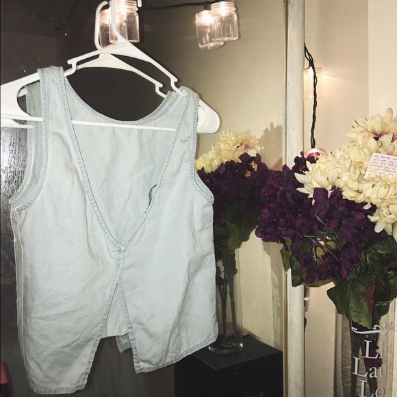 Brandy Melville Top - Picture 2 of 2