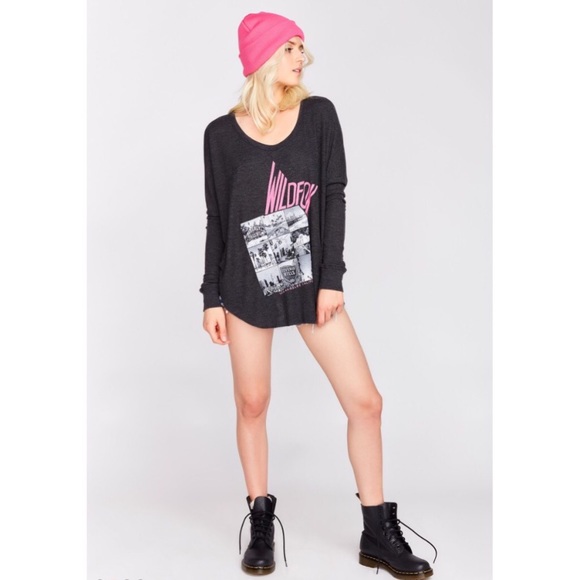 💥Bundle nad Save💥 NWT Wildfox CA Perry Thermal - Picture 4 of 6