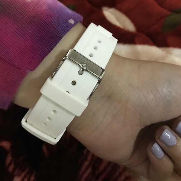 Martian Notifier Watch - Picture 4 of 4