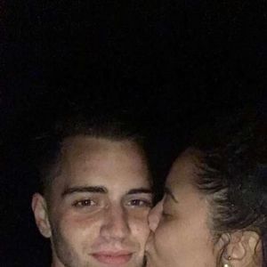 Meet your Posher, Chuck