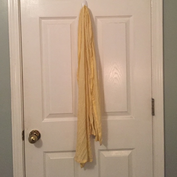 Pale yellow scarf
