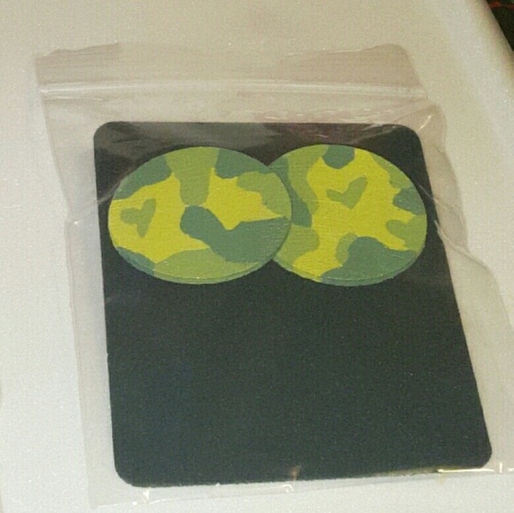 Handpainted earrings