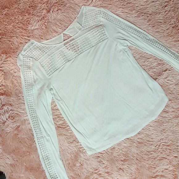 H&M LONG SLEEVE WHITE CUT OUT SHIRT