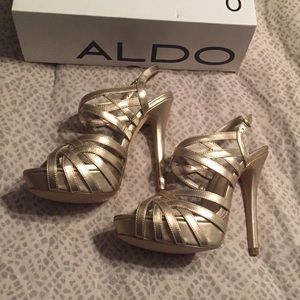 Aldo Gold Heels