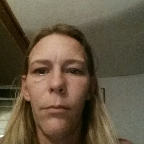 Meet your Posher, Corrie - Picture 1 of 1