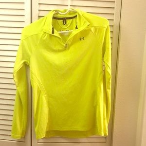 💋FINAL SALE💋 UnderArmour Semi-Fitted Pullover