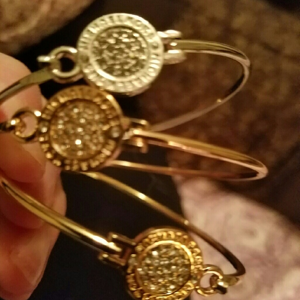 Sold on merc Michael kors bangle bracwlets - Picture 3 of 4