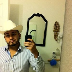 Meet your Posher, Juan