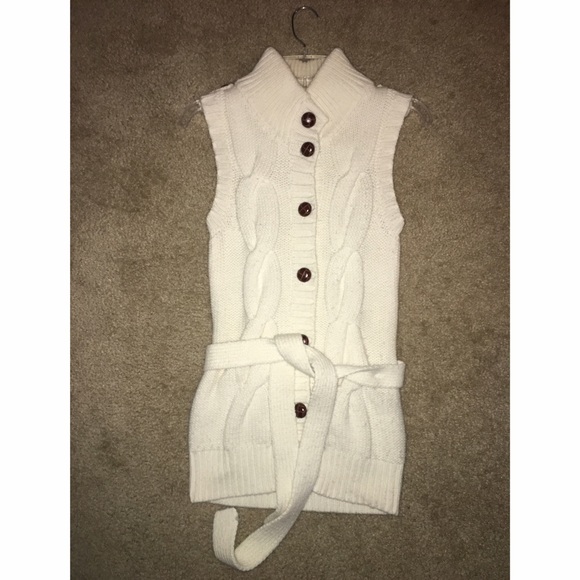 Long off-white belted sweater vest - keep warm! - Picture 1 of 4