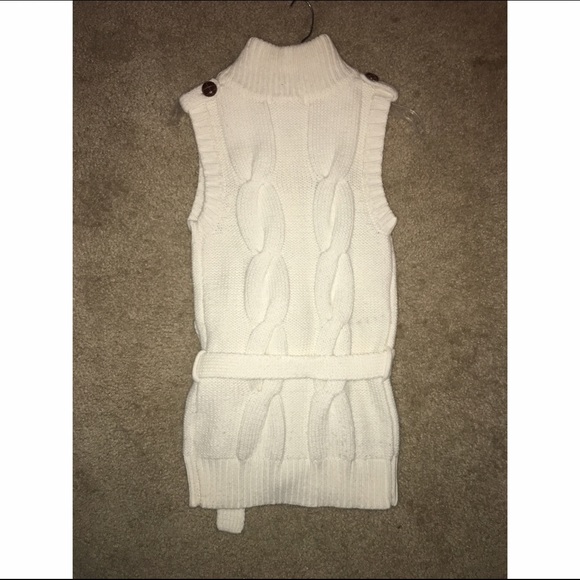 Long off-white belted sweater vest - keep warm! - Picture 4 of 4