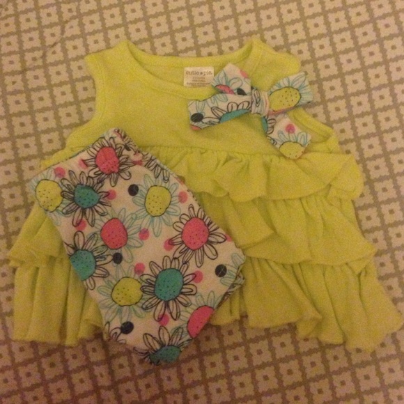 NWOT unworn 0-3m summer set
