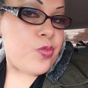 Meet your Posher, Mireya