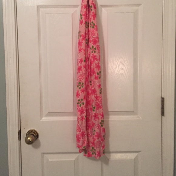 Winter Lilly Pulitzer 🐢 scarf