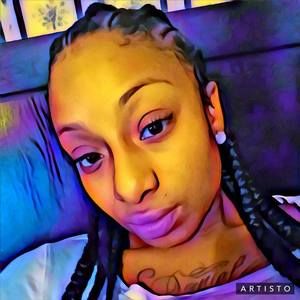 Meet your Posher, Nikki