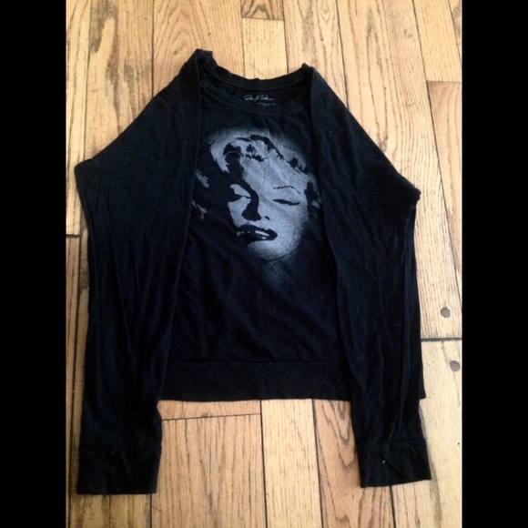 Medium B+W Marilyn Monroe long-sleeve - Picture 2 of 2