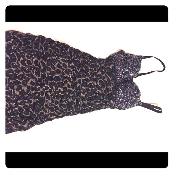 Xs bodycon leopard dress with beeding.