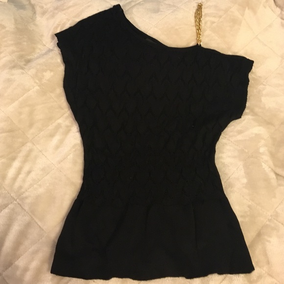 Sexy off the shoulder Bebe top - Picture 3 of 4