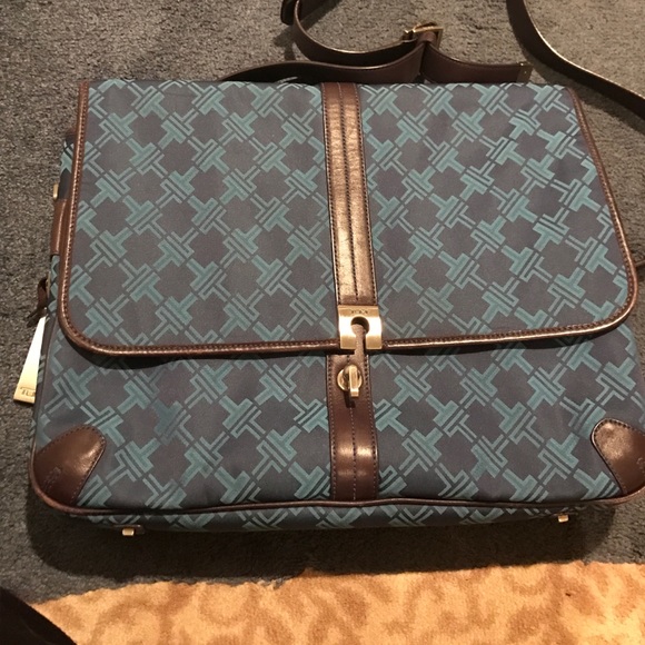 Tumi computer case