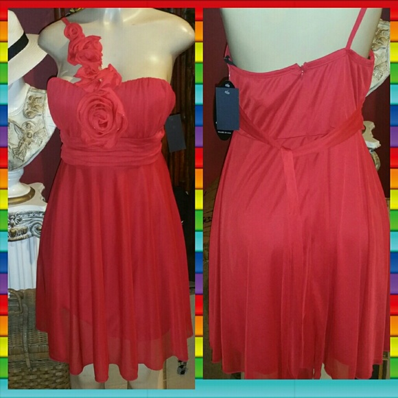 Grace cocktail dress great for the holidays - Picture 3 of 3