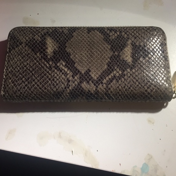 Michael kors wallet - Picture 2 of 4
