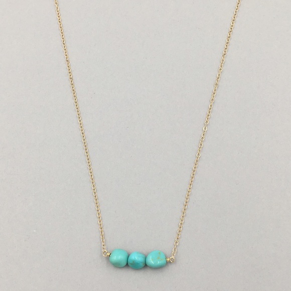 Gorgeous turquoise nugget dainty necklace