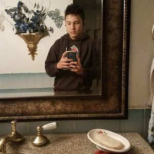 Meet your Posher, Luis