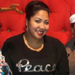 Meet your Posher, Valarie