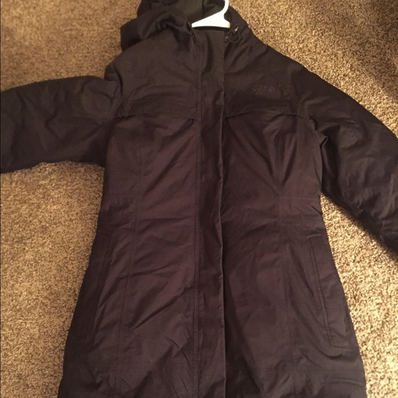 North Face Women's Parka Thermo/ Water Resistant