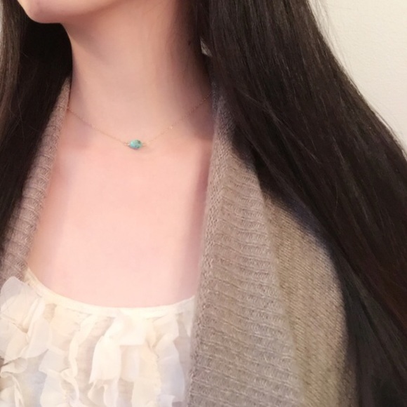 Gorgeous turquoise nugget dainty choker/necklace - Picture 4 of 4
