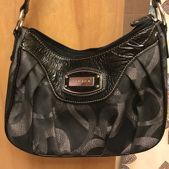 Black Strada Purse 👛