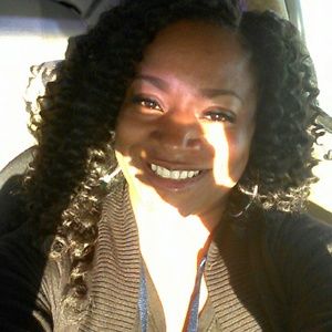 Meet your Posher, Latoya