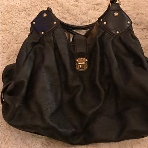 Louis vuitton leather purse see details