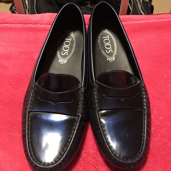 Navy Patent Leather Tod's slip on
