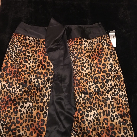 Worthington Cheetah pencil skirt - Picture 2 of 2