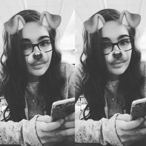 Meet your Posher, Karissa