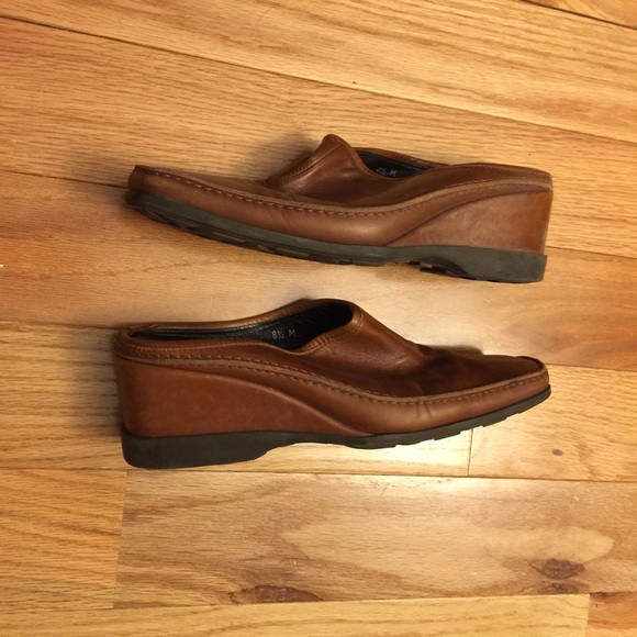 Via Spiga Cognac Slip On Wedges - Picture 3 of 4