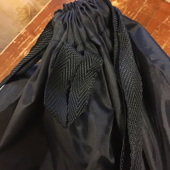 FREE Sketchers string bag with adjustable strings - Picture 4 of 4