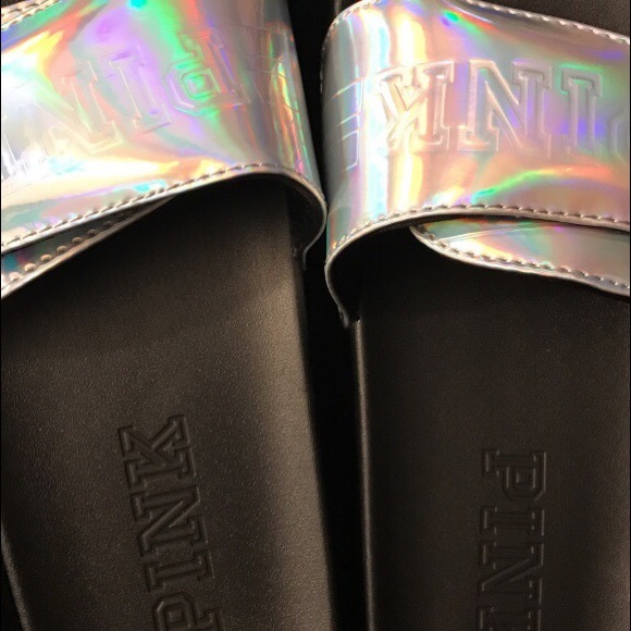 LIMITED TIME SALE 🚨VICTORIA SECRET PINK SLIDES