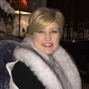 Meet your Posher, Lori