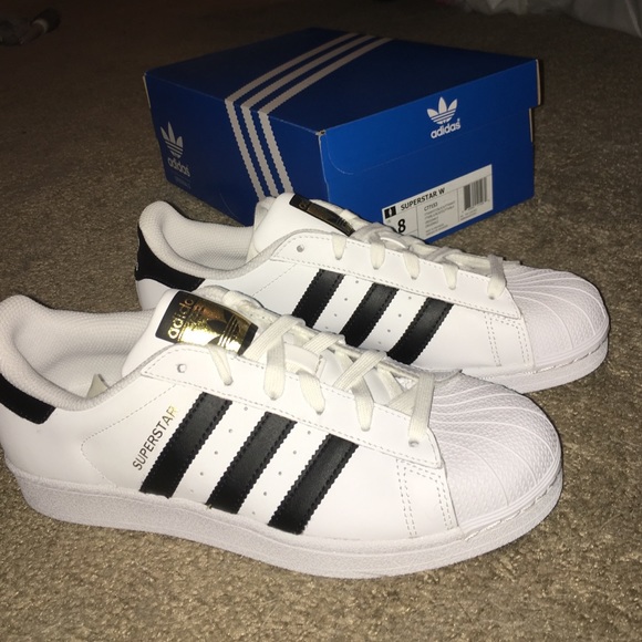 Adidas Superstar W shoes